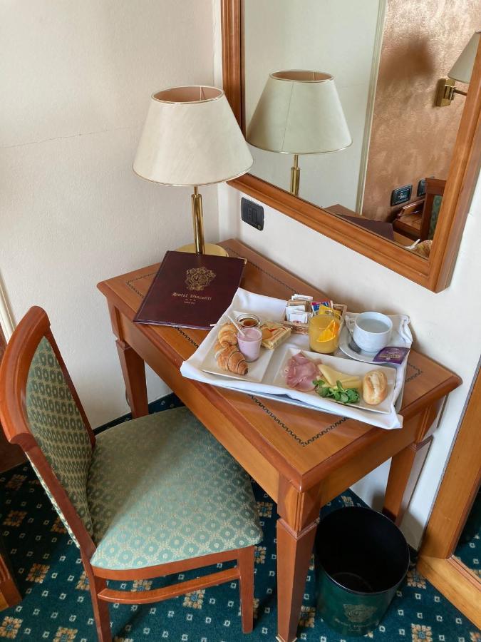 Hotel Visconti メルツォ エクステリア 写真