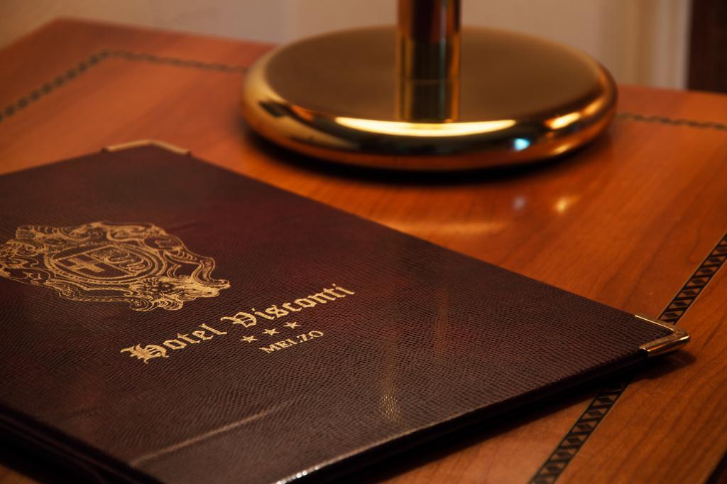 Hotel Visconti メルツォ エクステリア 写真